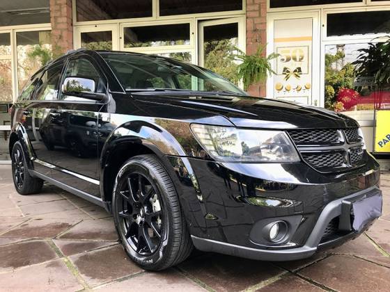DODGE JOURNEY 3.6 RT V6 GASOLINA 4P AUTOMÁTICO DODGE JOURNEY 3.6 RT V6 GASOLINA 4P AUTOMÁTICO